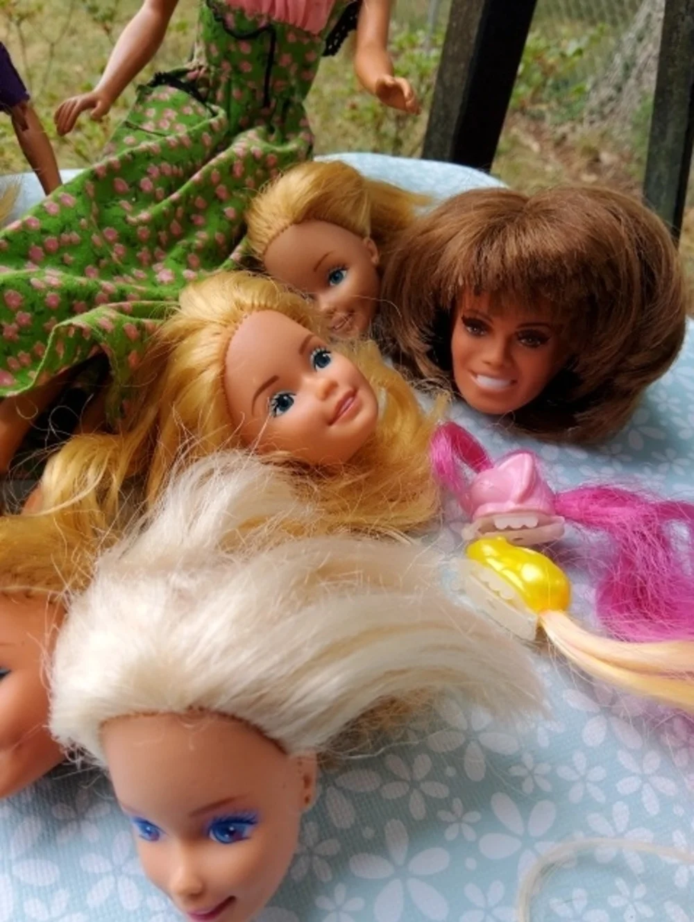 Vintage Barbie Lot . - Picture 4 of 10